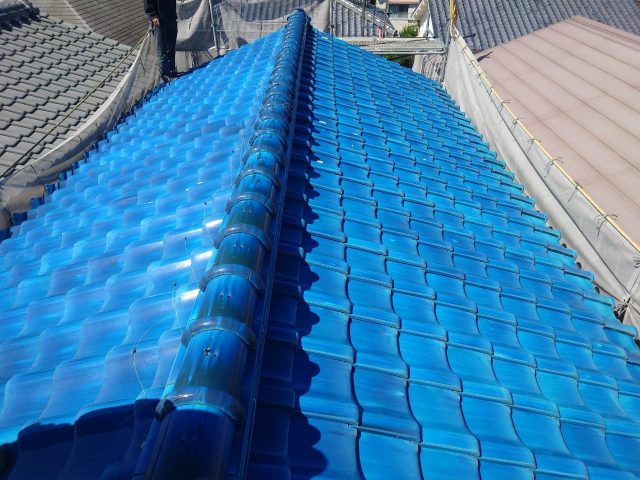 稲美町で葺き替えを行う瓦屋根